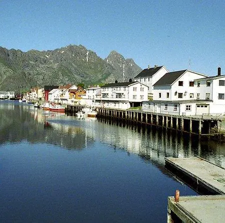 Johs. H. Giaever Henningsvær